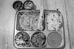Veg Thali