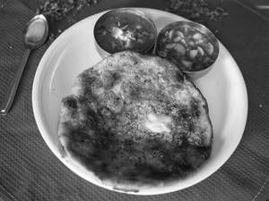 Special Aloo Kulcha