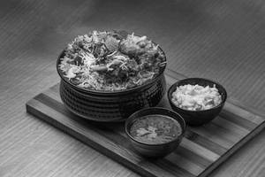 Chicken biryani with boneless