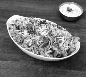 Veg Pulao With Raita