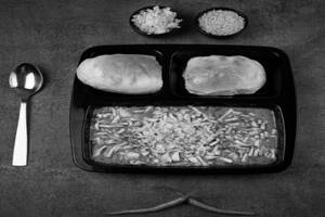 Mamledar Misal Pav (2 Pav)