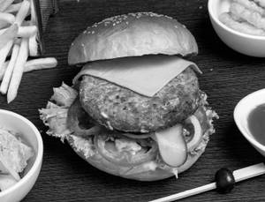 Mosaic Chicken Burger - 235 Kcal/ 100 Gms
