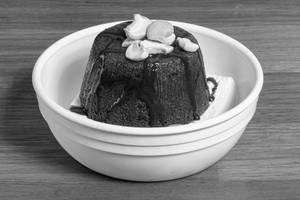 Choco Lava Cake With Vanilla Ice Cream