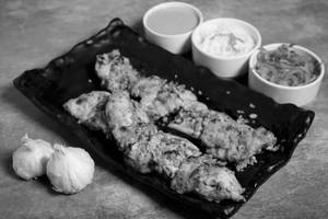 Murgh Lasooni Tikka