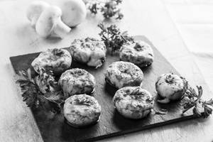 Mushroom Delight (8 Pcs)