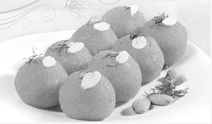 Ghee Ladoo [5 Pieces]