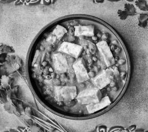 Matar Paneer