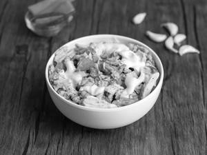 Shredded Chicken in Garlic