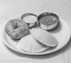 Idli Vada