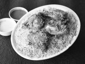 Special Chicken Biryani (2 Pcs)