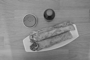 Egg Roll With Coke (300Ml)