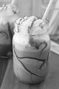 Caramel Nuts Milkshake
