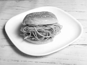 Noodles Cream Burger