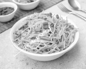 Veg Hakka Noodles