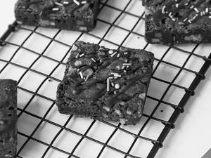 Walnut Brownie