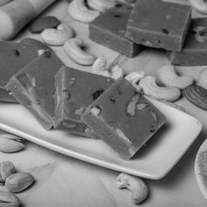 Horlicks burfi [1 piece]