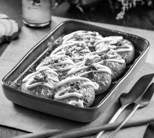 Dark & White Fantasy Pancakes (8 Pcs)