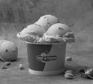 Kesar Pista Freshly Scooped