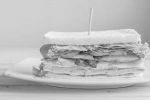 Chicken Salami/ham Cold Sandwich (serve : 4 Pcs.)