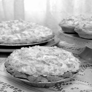 COCONUT CREAM PIE