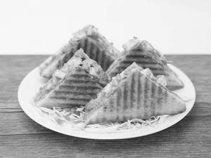 Cheese Paneer Tandoori Grilled Sandwich