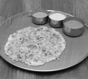 Ghee Onion Uttapam