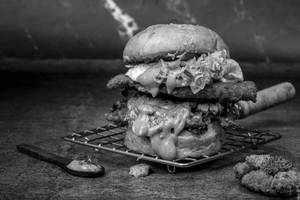The Light And White Chicken Burger
