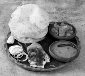 Luchi, Cholar Dal,Alu Fulcopi Combo