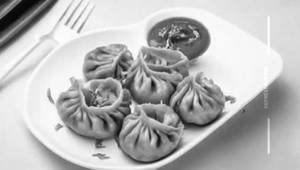Mix Veg Fried Momos