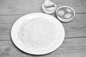 Steam Rice With Egg Curry