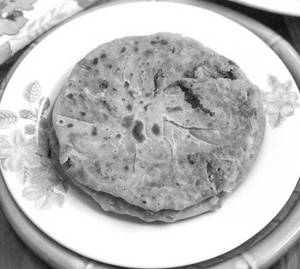 Pyaz paratha