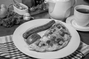 Cheesy Spinach & Mushroom Omlette