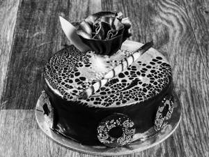 Cream Chocolate Cake