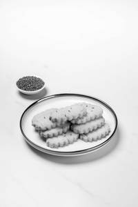 Salted And Jeera Biscuits 200 Gms