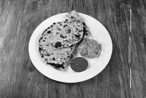 Chicken Moghlai Paratha