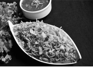 Triple Schezwan Rice And Noodles [Mix]