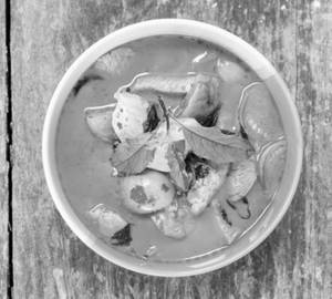 Chicken And Egg Plant In Thai Curry 