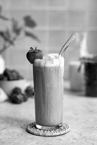 Strawbeery Cold Coffee