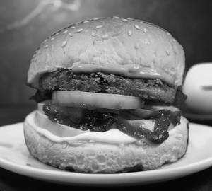 Pub g chilli burger                                                                                                                                                            