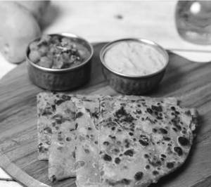 Aloo Paratha & Chole Combo