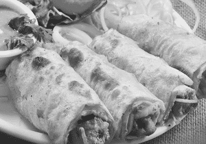 Paneer tikka roll