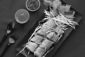 Veg Spring Roll (10 Pcs)