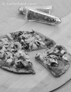 Mushroom and Cheese Pizza