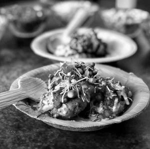 Aloo Tikki Chaat