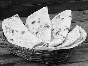 Classic Plain Naan (1 Pc)