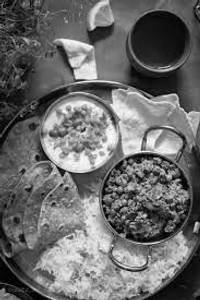 Kheema +rice+2 Pcs Roti + Mirchi Ka Salan