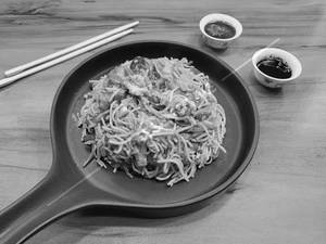 Chilli Garlic Noodles Spicy