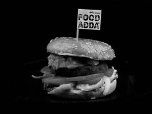 Tawa Tadka Tandoor Paneer Burger