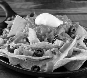 Nachos with salsa