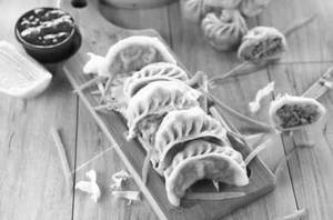 Steamed Onion Cfm Chicken Momos